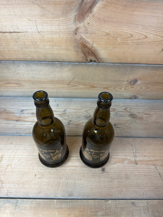 2 stk. Holmegaard flasker "Husets vin "Glas