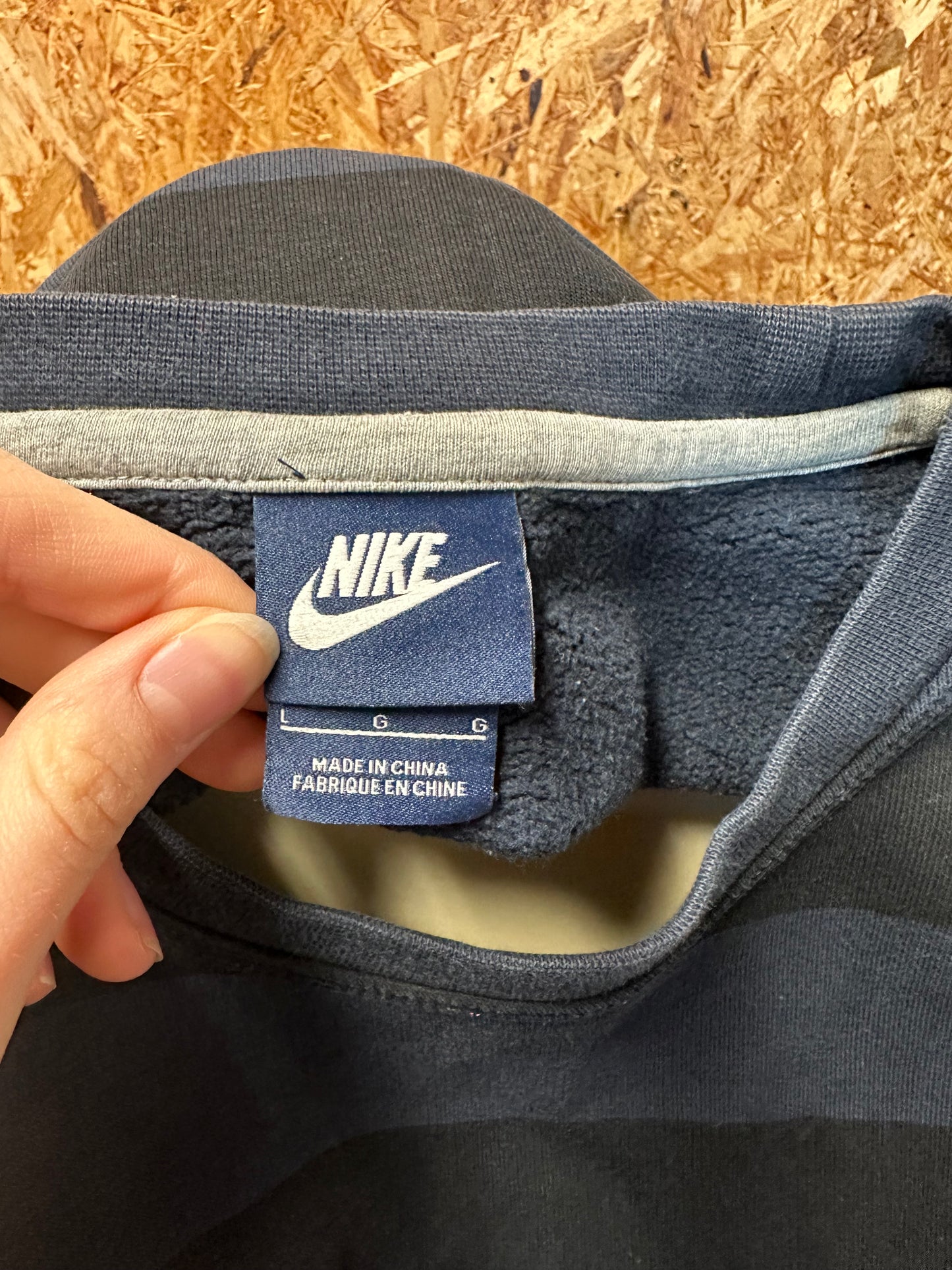 Nike sweatshirt str. L.