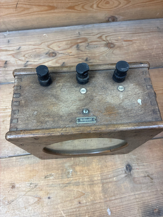 Volt måler