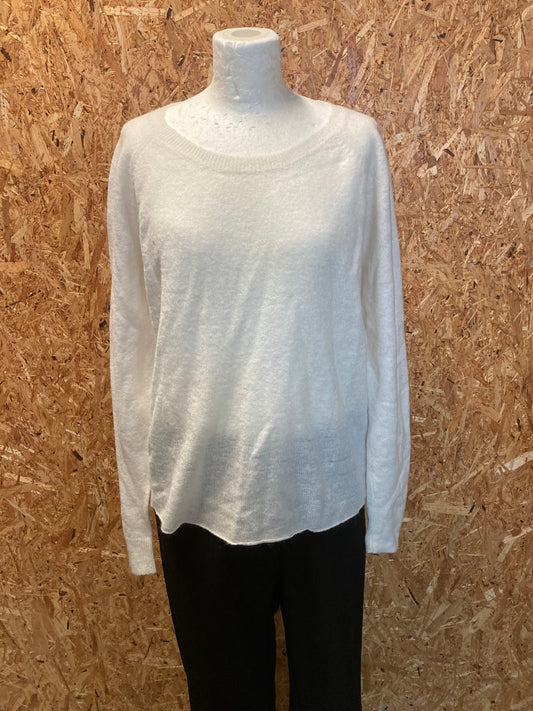 Hvid sweater str. M.