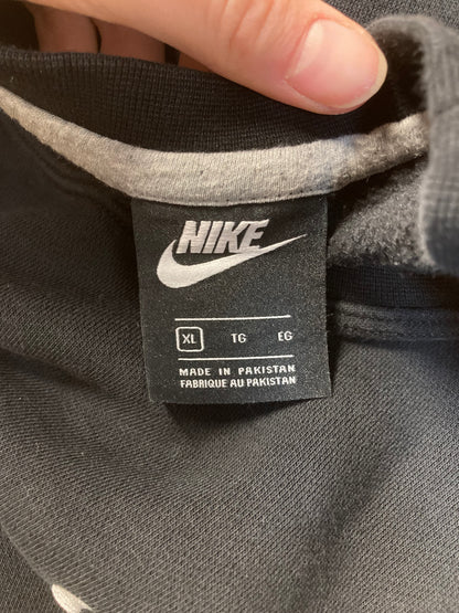 Nike sweatshirt str. XL.