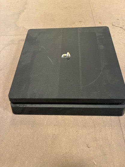 PS 4