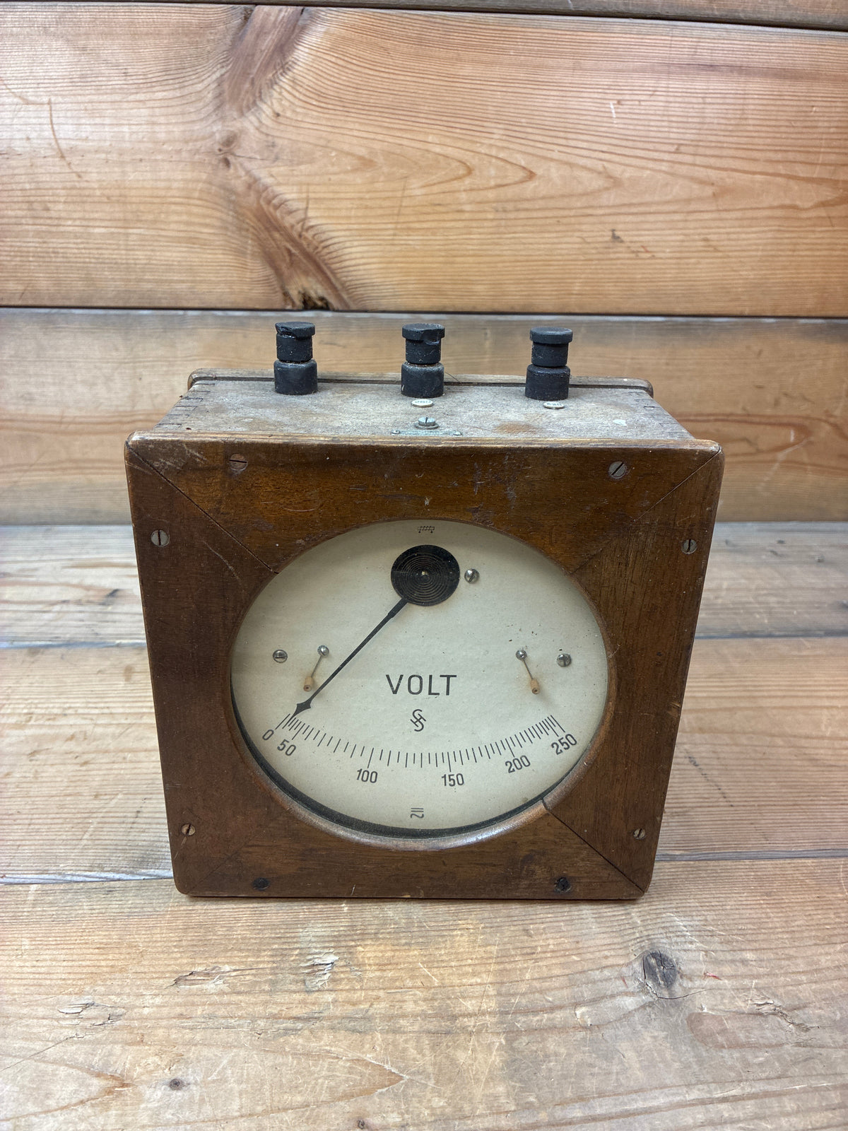 Volt måler