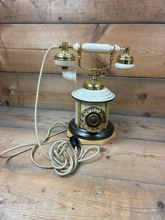 Telefon