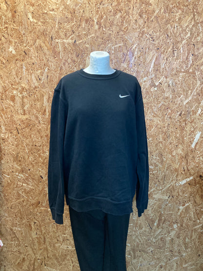 Nike sweatshirt str. XL.