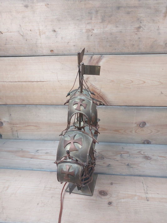 Lampe skib