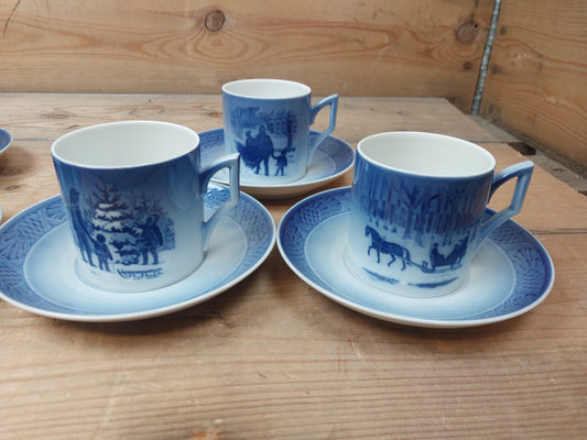 Royal Copenhagen julestel 6 kopper + underkopper