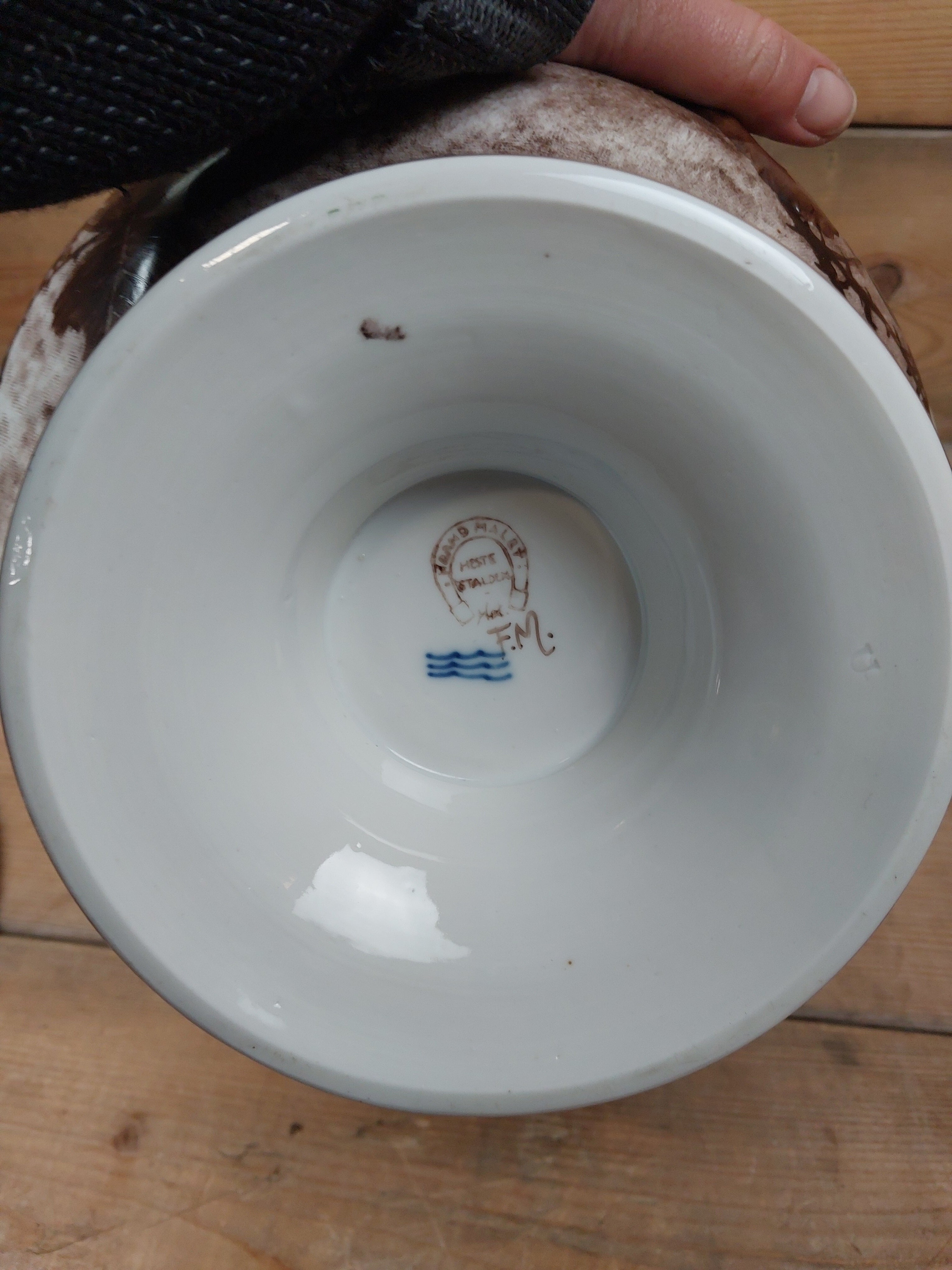 Royal Copenhagen terrin på fod