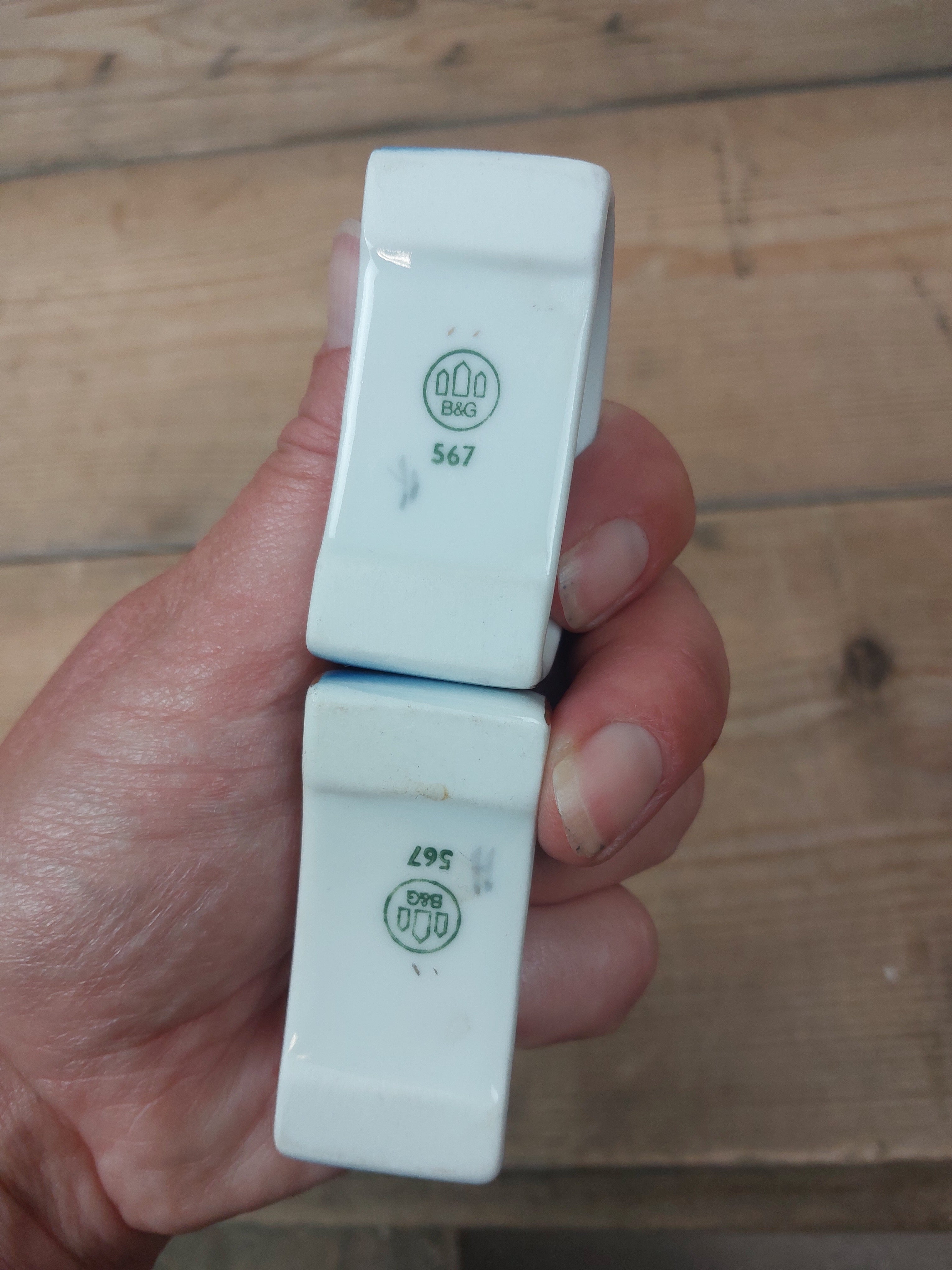 B & G 567 servietringe