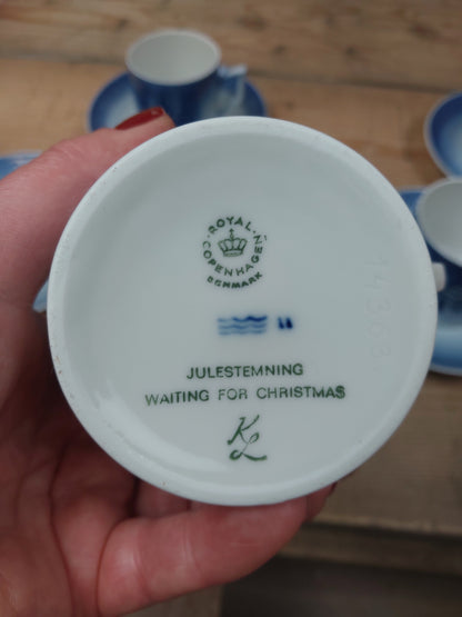 Royal Copenhagen julestel 6 kopper + underkopper
