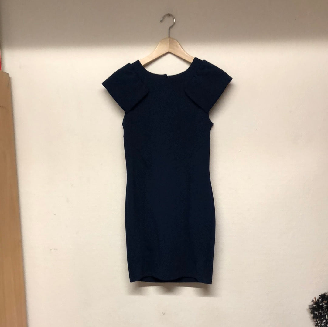 Blå kjole str. 6
